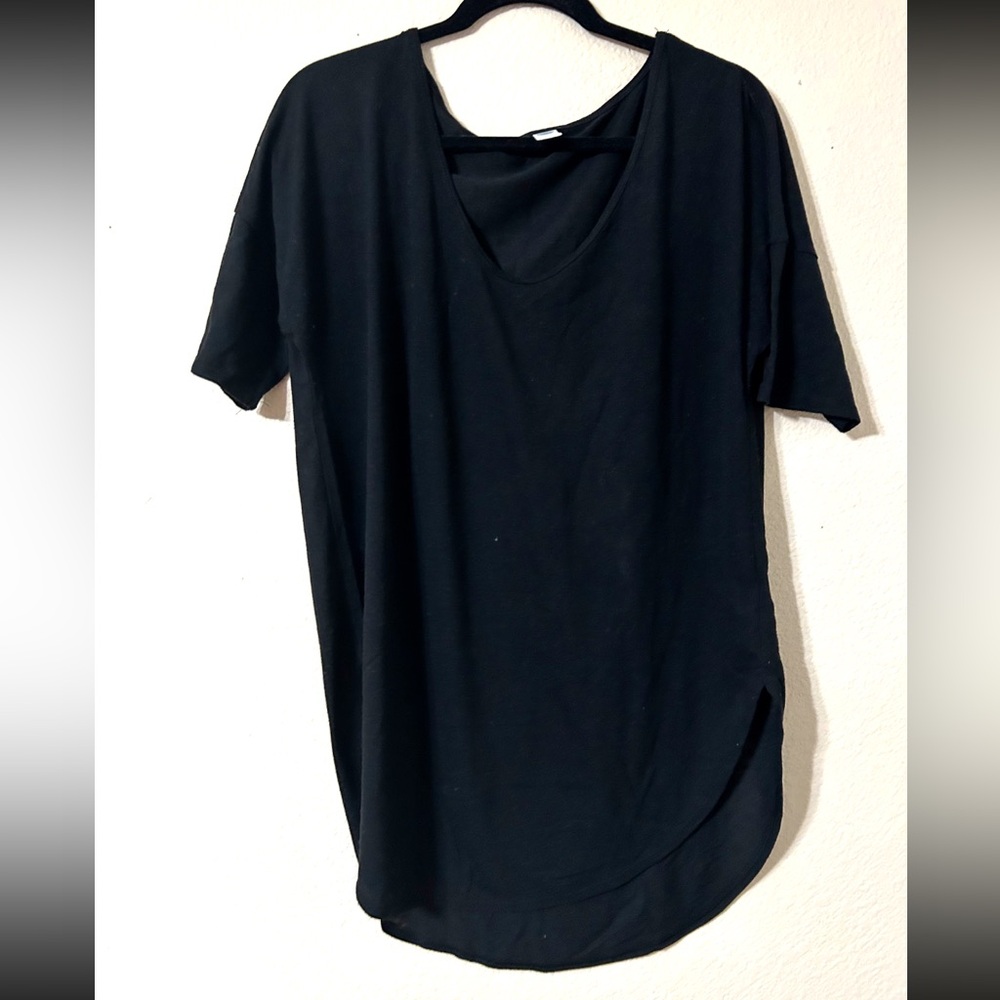 Old Navy Relaxed Fit Black Tee/Tunic